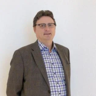 Robert Hintenaus